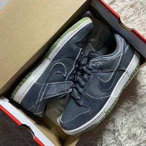 Nike dunk low Halloween Sz 8